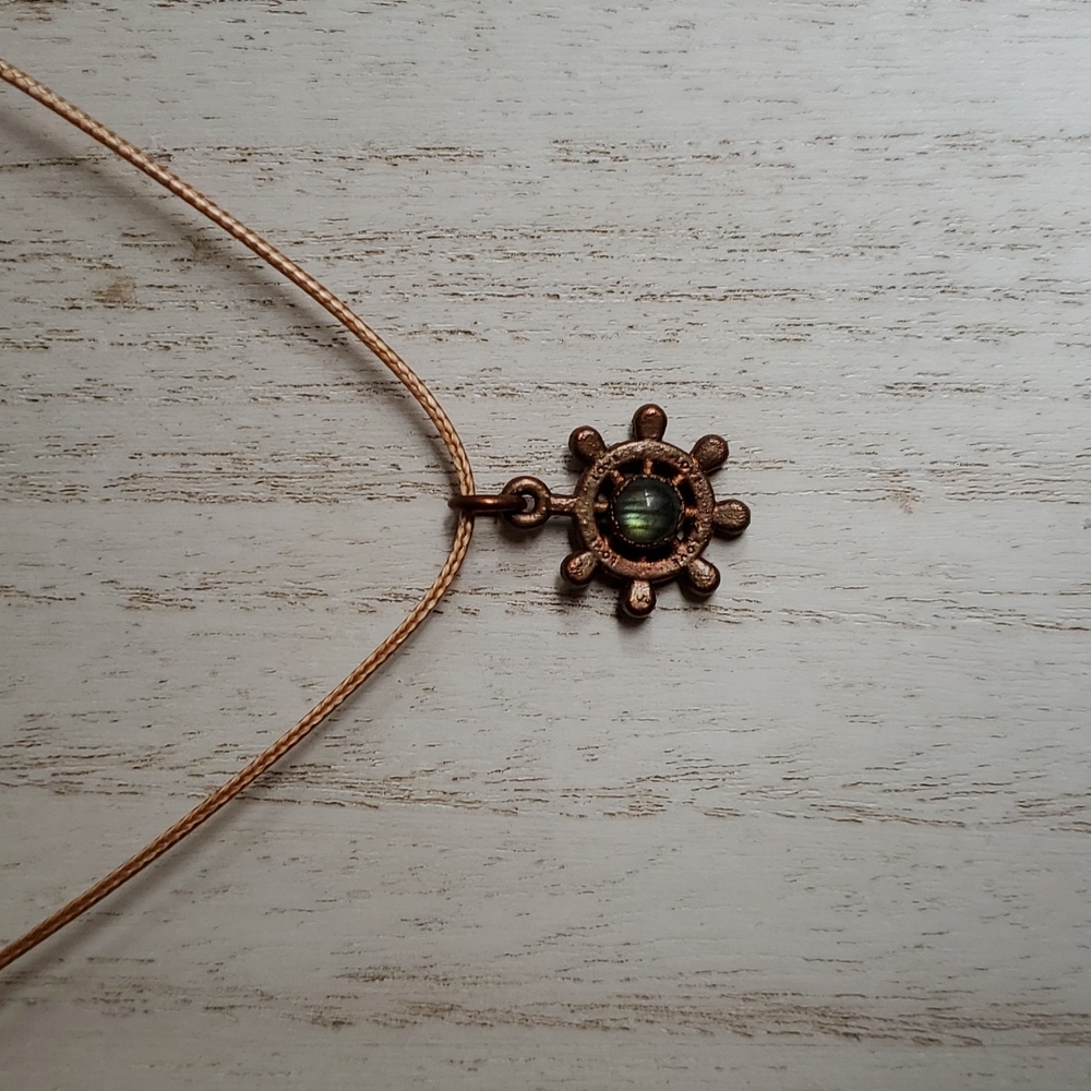 Shipwheel pendant